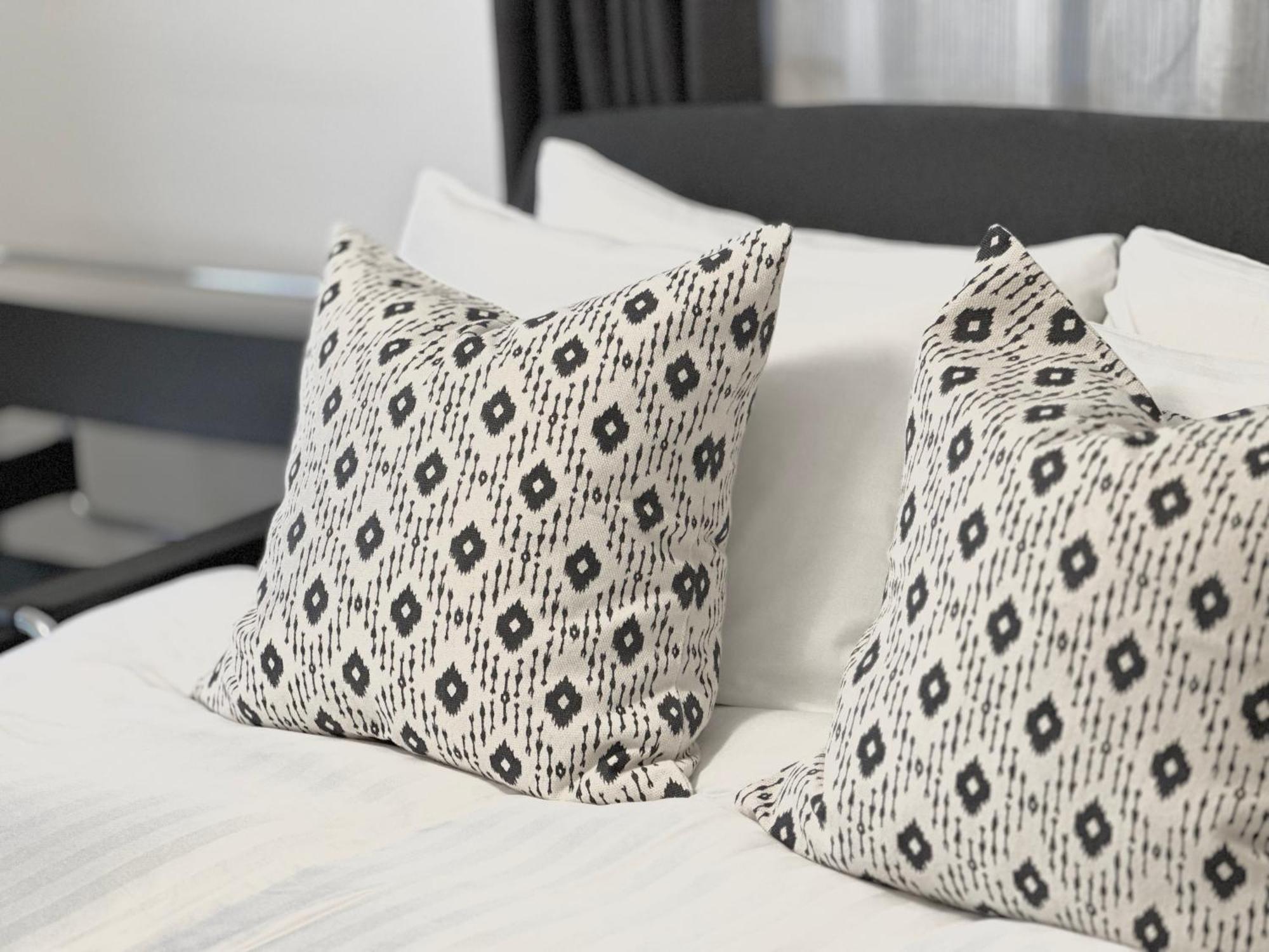 Lang Hotel Ginza 1K With Kitchen Tokyo Bagian luar foto